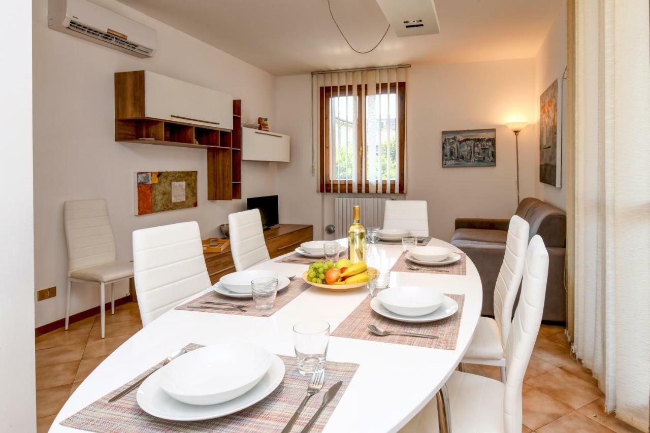 Desenzanoloft Enjoy Apartamento Desenzano del Garda Exterior foto